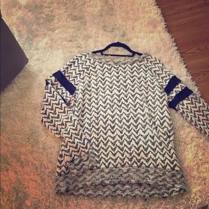 Long sleeve jolt top