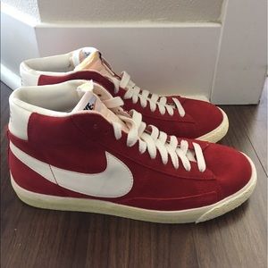 Nike SB Blazer Men's Sz 9