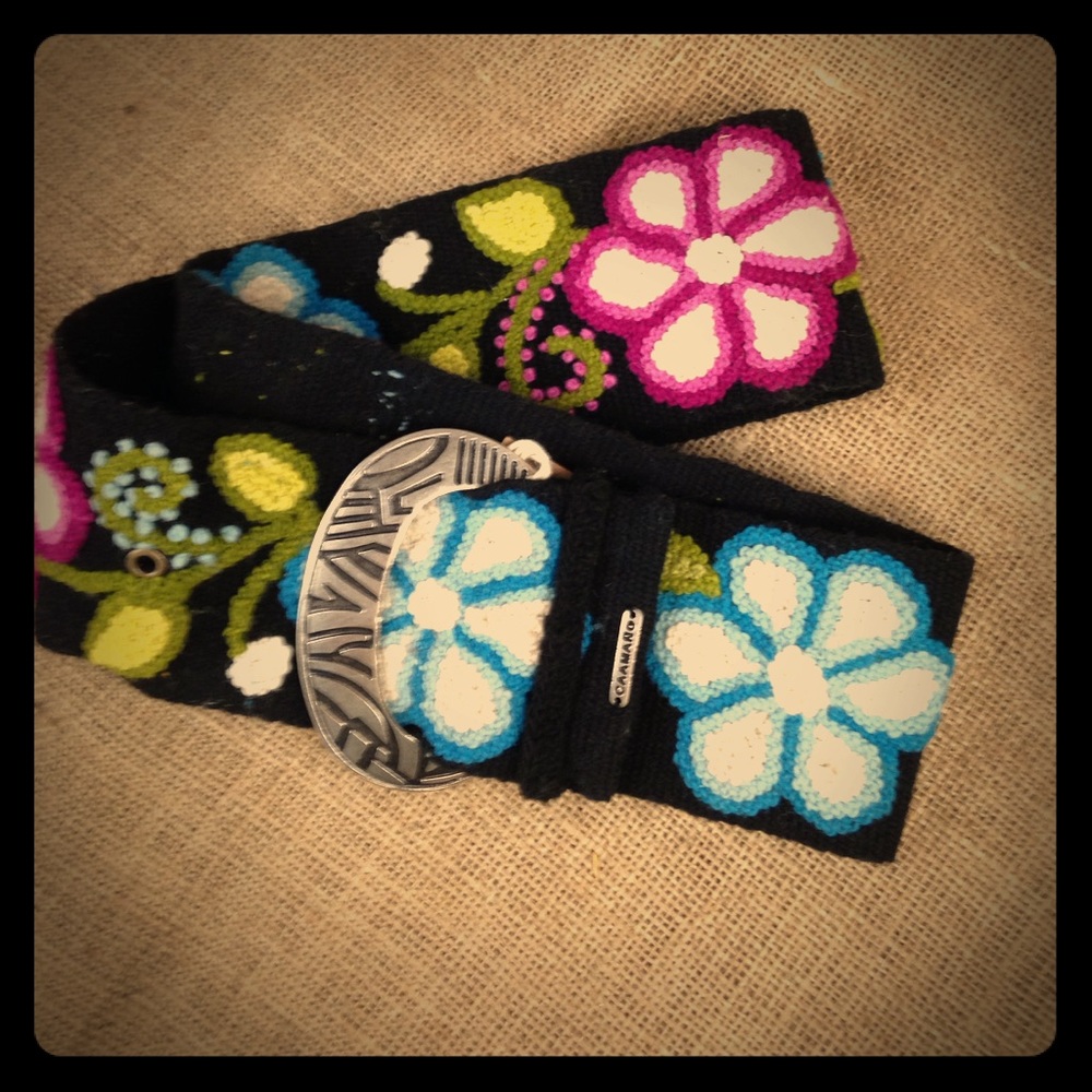 Caamano embroidered belt
