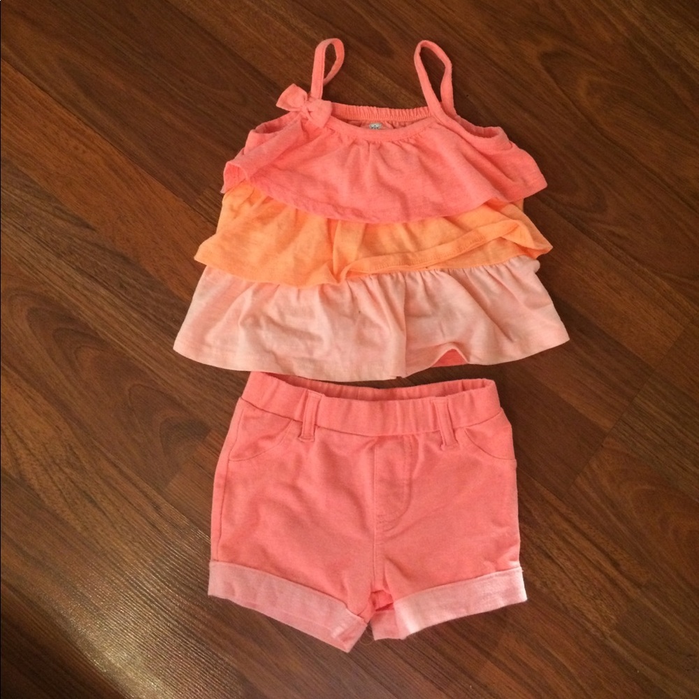 Cute peachy matching set