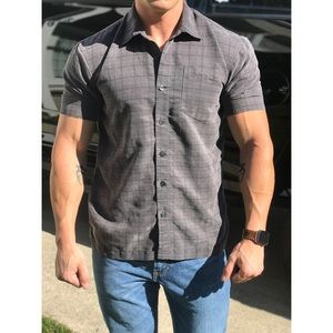 O'NEILL shortsleeve Buttondown Shirt Size: S