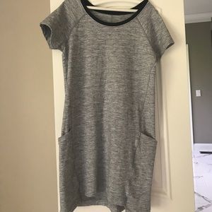 Lululemon dress 8 - no low offers please!!!