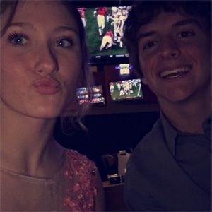 Meet your Posher, Levi