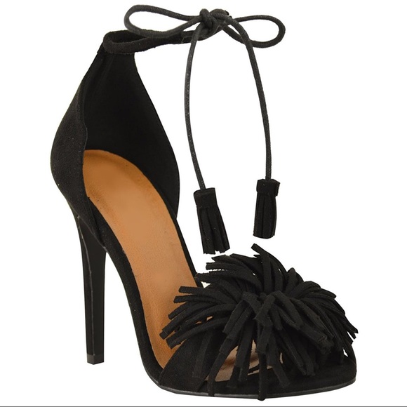 Steve Madden Shoes - 💞 new tassel lace up black heels