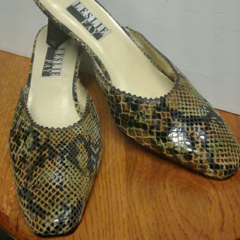 Leslie Fay Leather Green Reptile Print  Mules