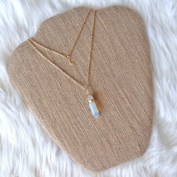 Jewelry - Opal Healing Crystal and Moon Necklace