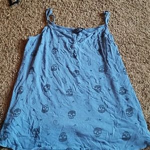 Torrid skull tank