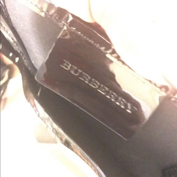 Burberry Authentic Bag - Picture 2 of 4