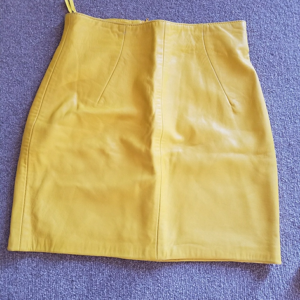 Mustard yellow real leather skirt