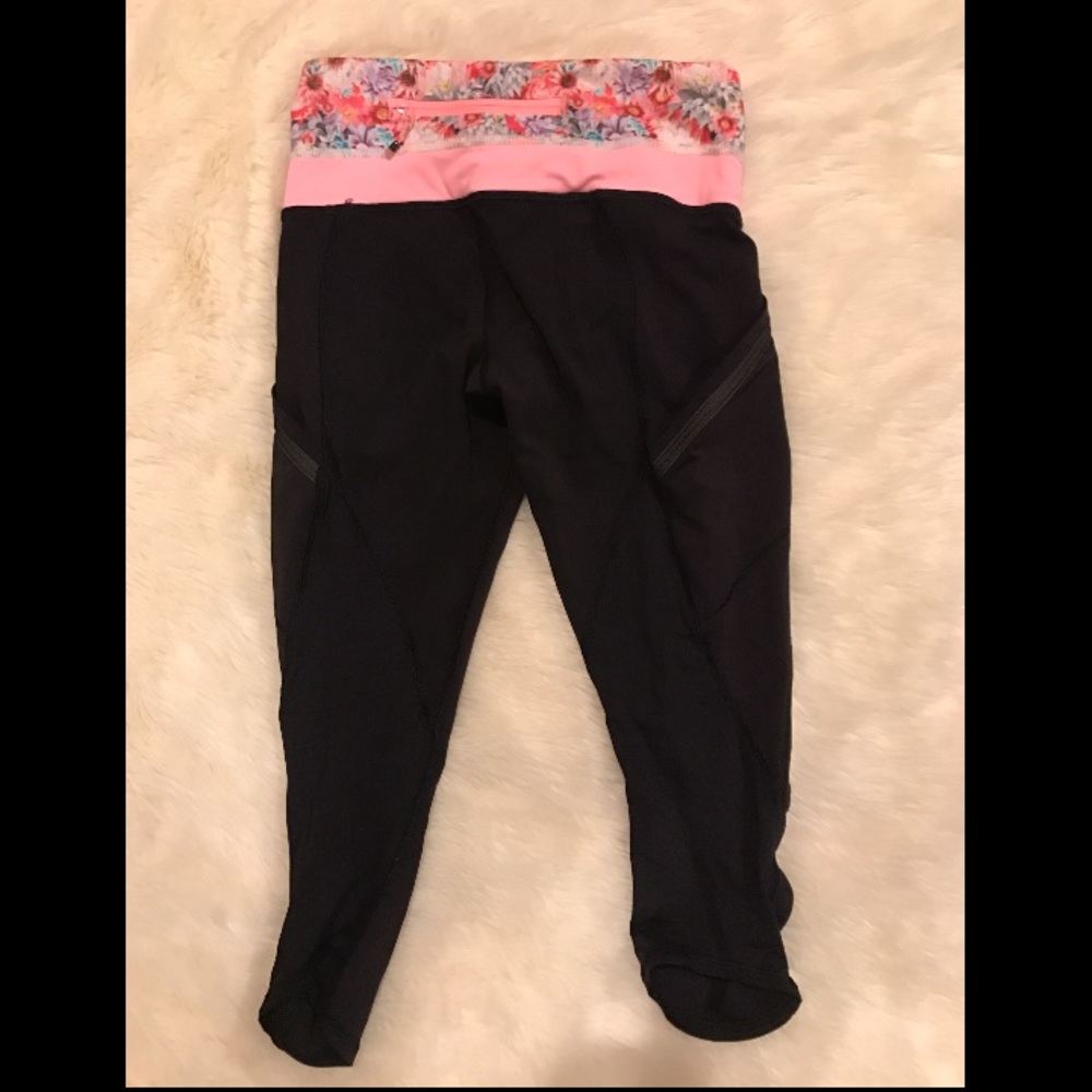 Lululemon cropped leggings