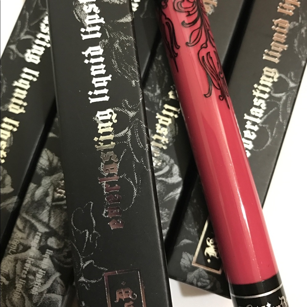 Kat von d liquid lipstick 💄 Mother