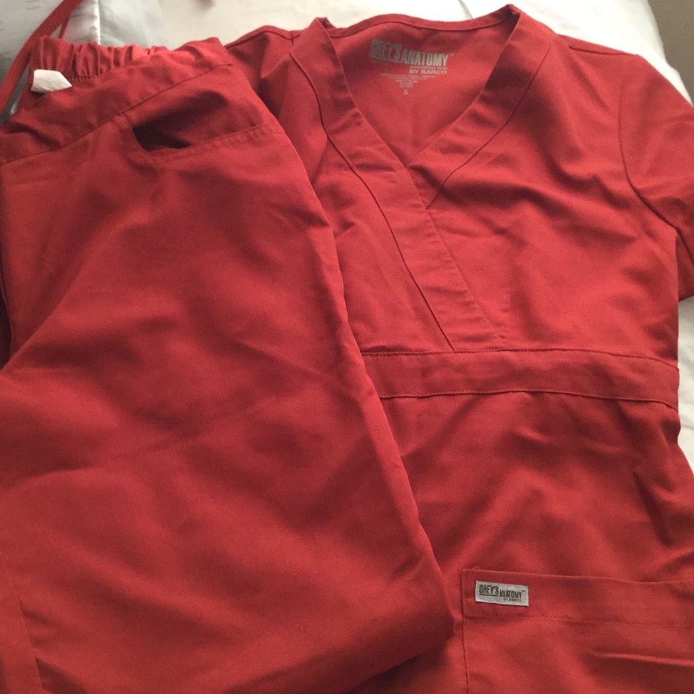 S greys anatomy scrub