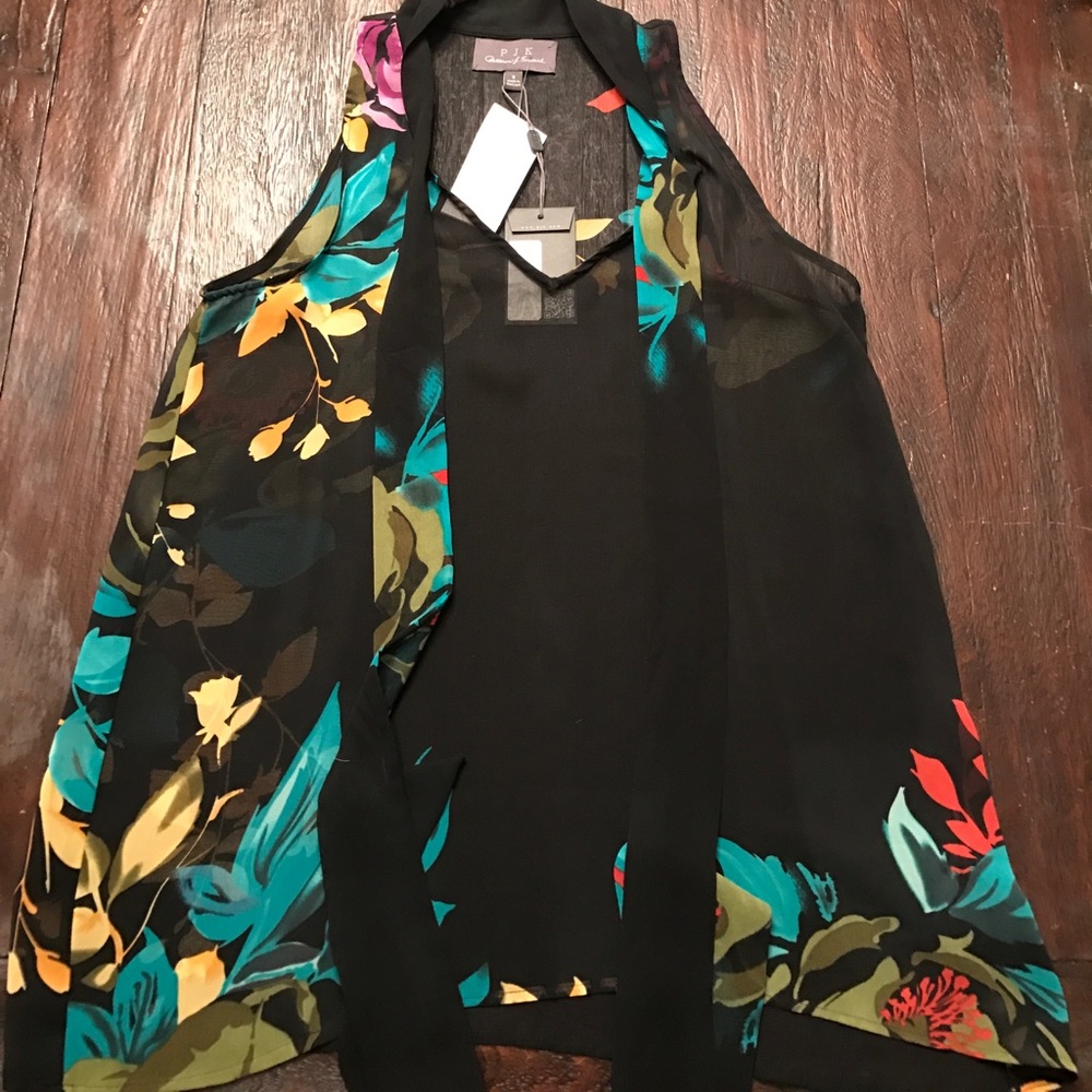 PJK Floral Blouse, NWT size small