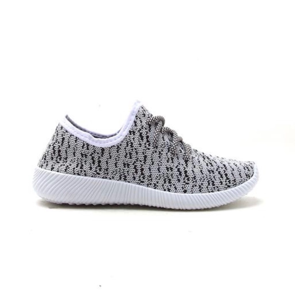 ❗️Last Pair❗️Black/White Light Weight Sneakers - Picture 4 of 4