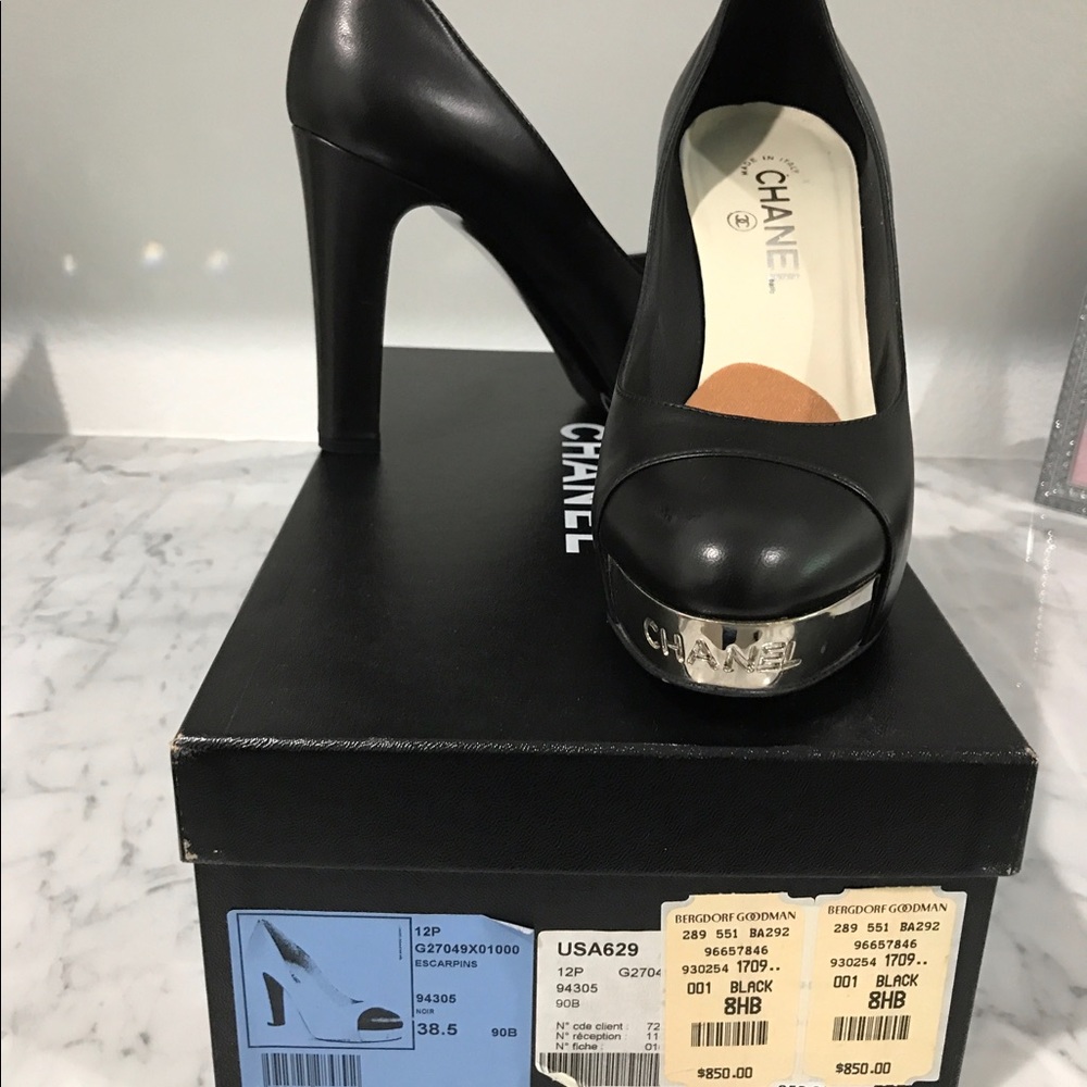 Chanel Pump