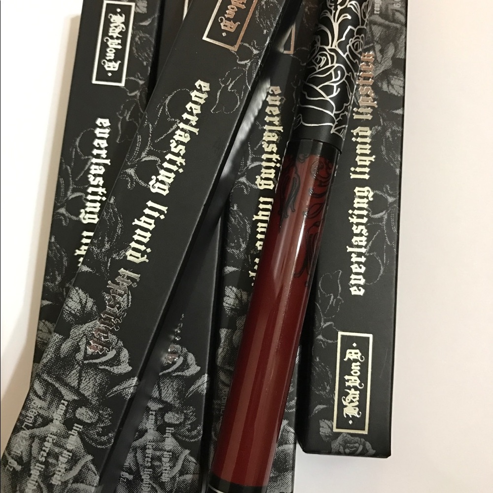 Kat von d liquid lipstick 💄 Exorcism