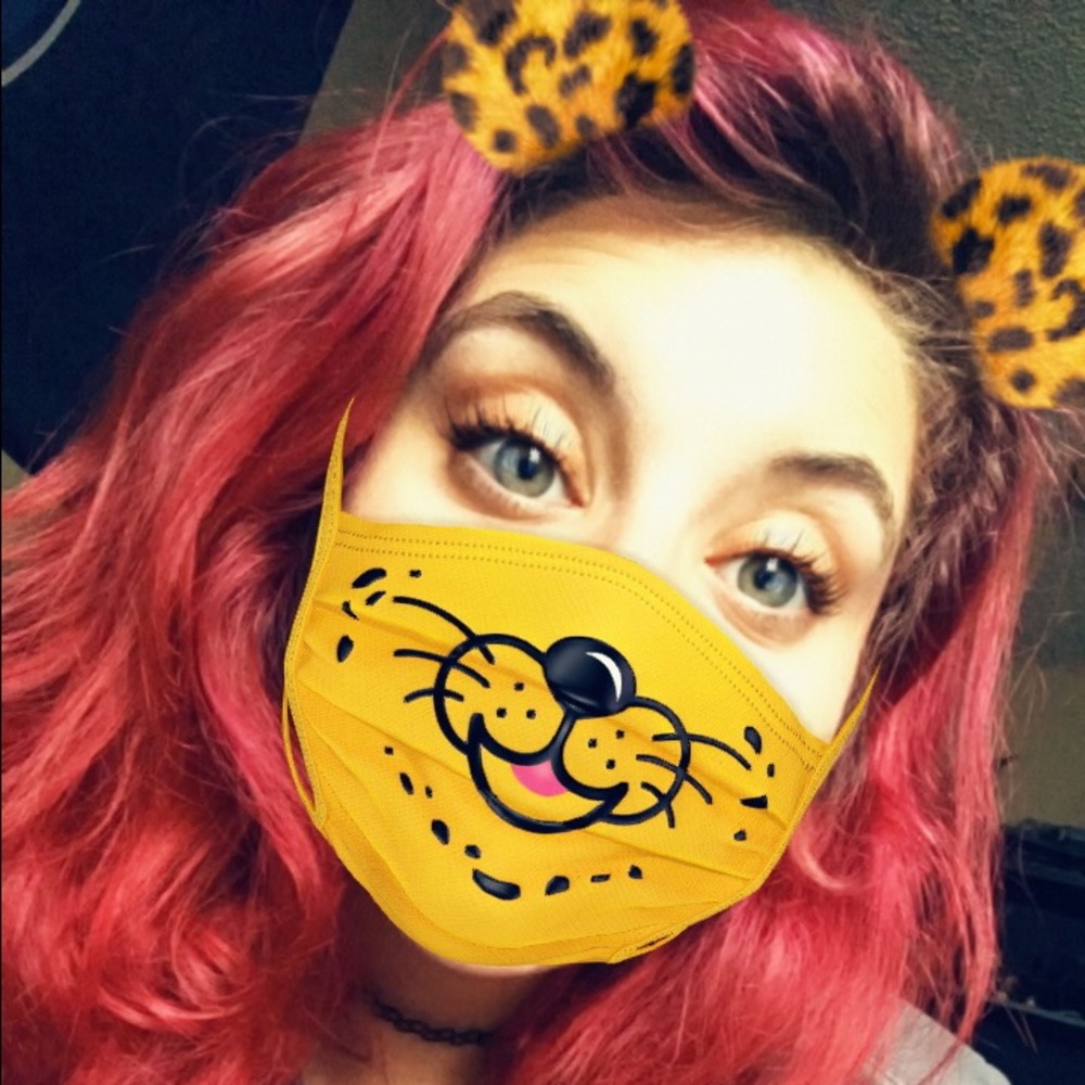 Meet your Posher, Trace