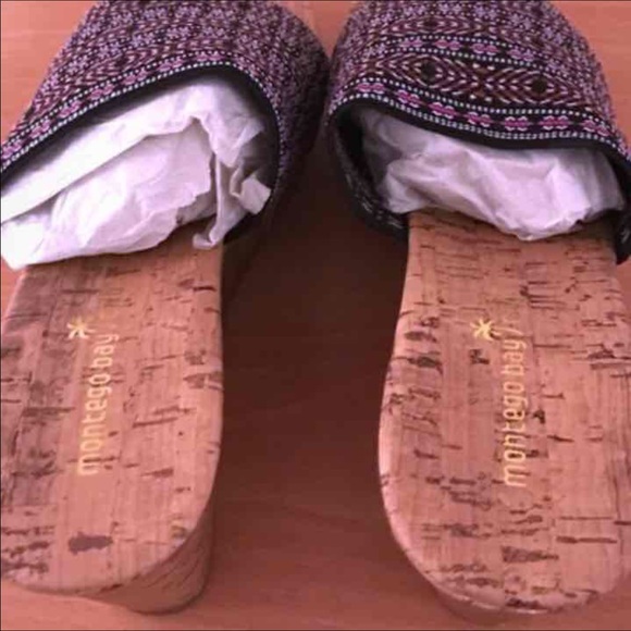 Sandals - Picture 2 of 2