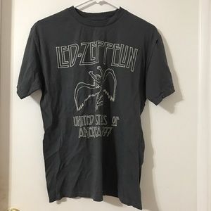 LED ZEPPELIN BAND TEE