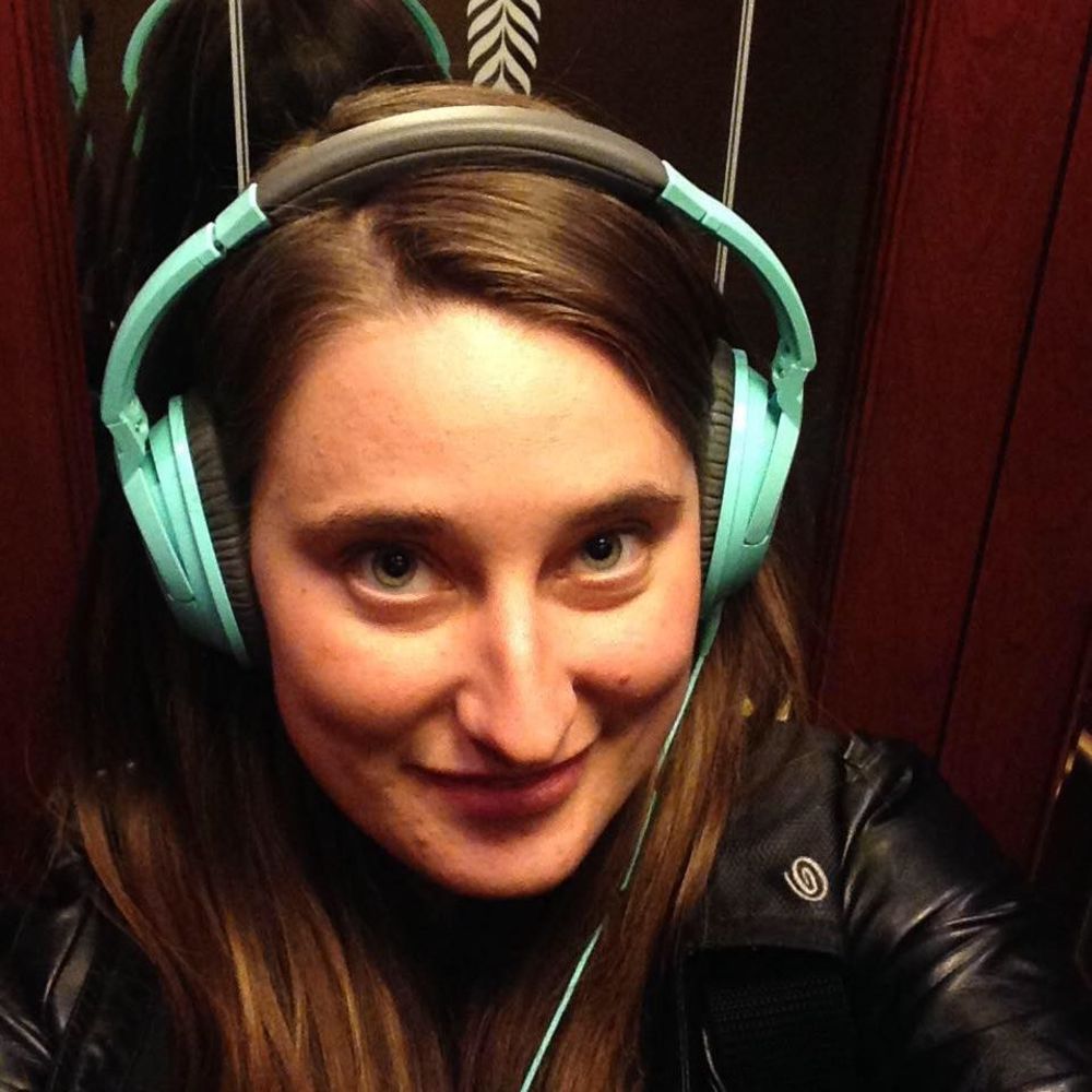 Meet your Posher, Adrienne