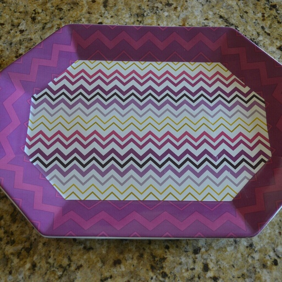 Missoni Other - Missoni Large Serving Platter in Violet Zig Zag Missoni Other - Missoni Large Serving Platter in Violet Zig Zag