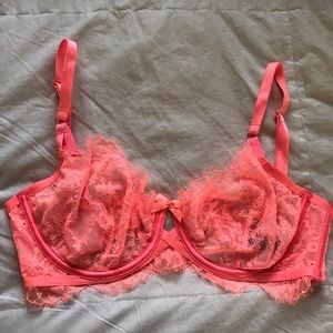 VS Very Sexy Unlined Demi Bra