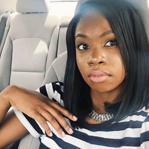 Meet your Posher, Tia