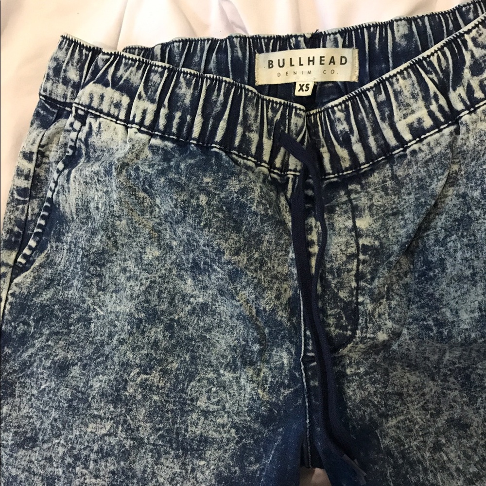Bullhead Denim Co. acid wash jeggings