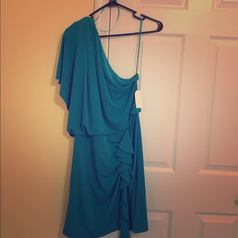 Jessica Simpson size small one shoulder dress