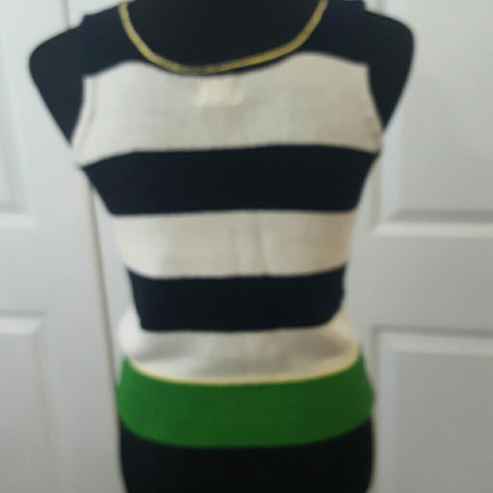 💚Sweater Tank💚 - Picture 2 of 2