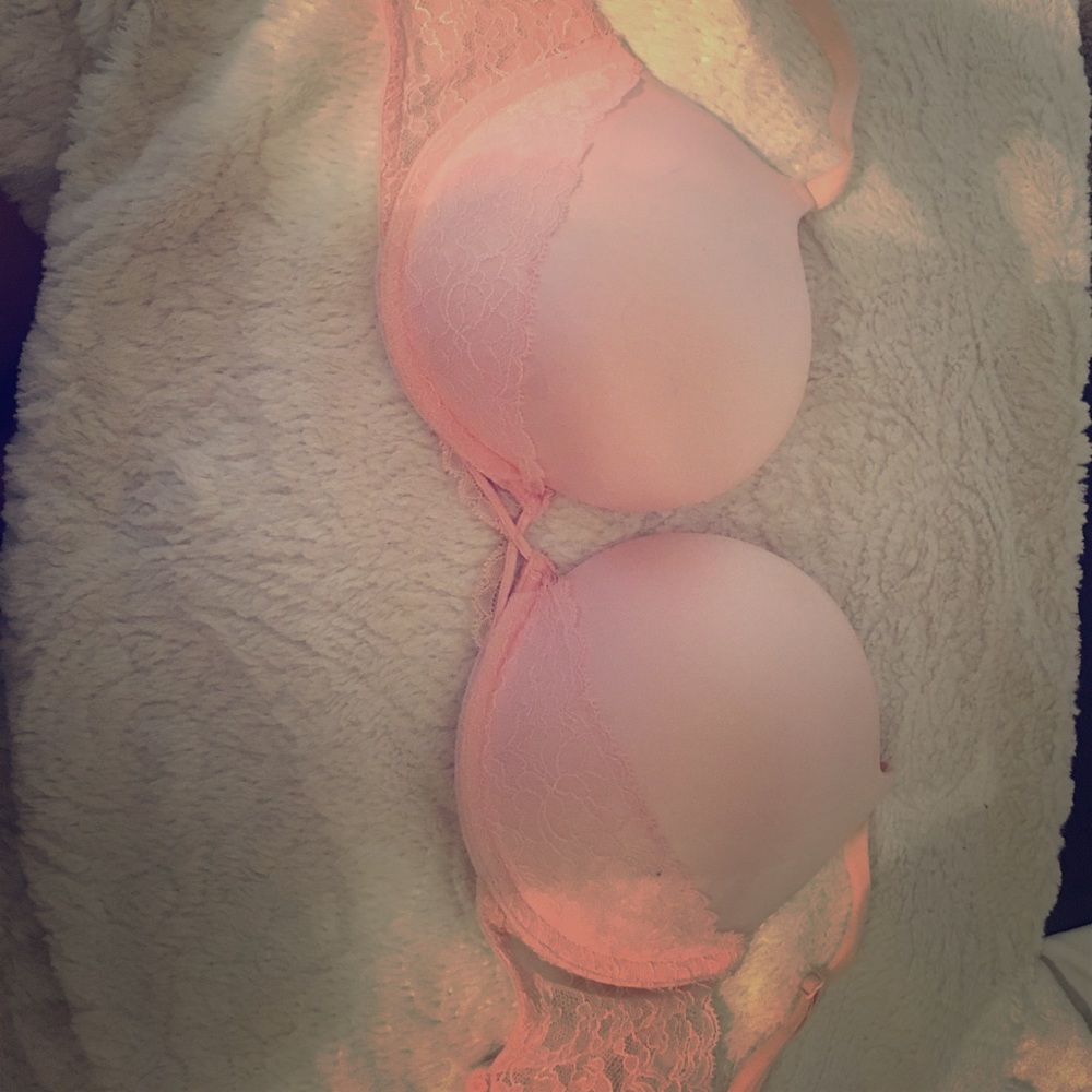 Victoria secret very sexy padded Demi 34DD