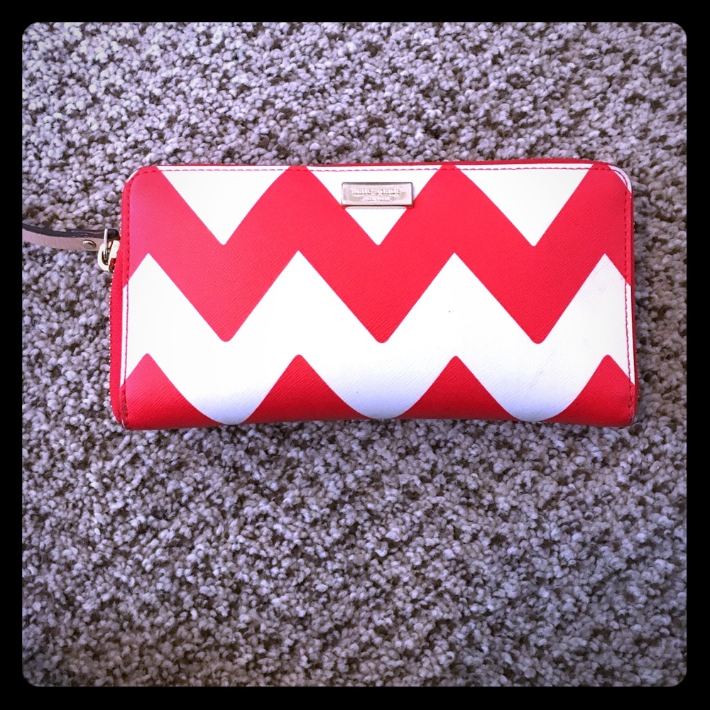 Kate spade chevron wallet