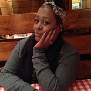 Meet your Posher, Sonya