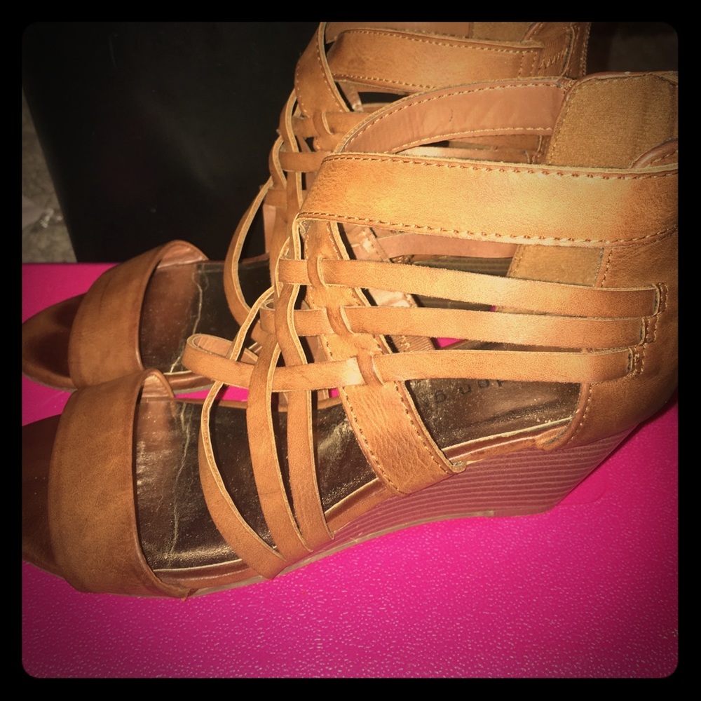 ‼️SALE‼️Gladiator Small wedge sandal