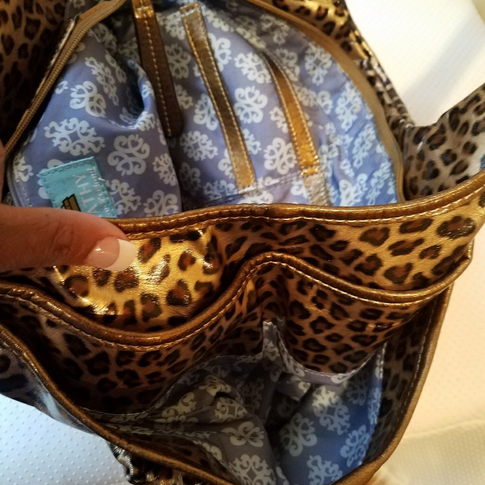 Kathy Van Zeeland Purse - Picture 4 of 8