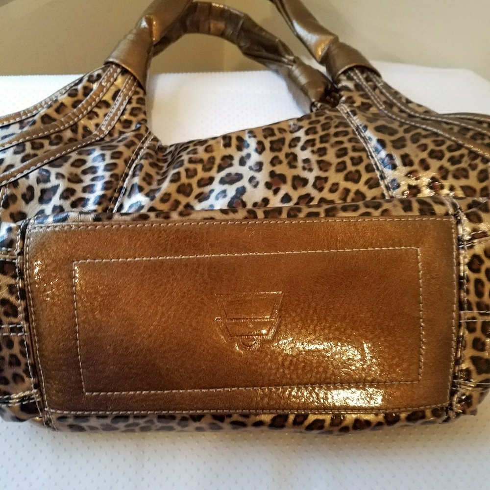 Kathy Van Zeeland Purse - Picture 5 of 8