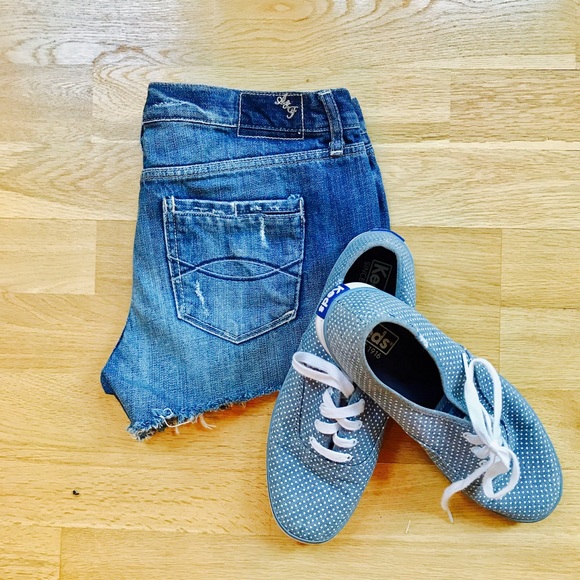 Abercrombie cutoff shorts - Picture 1 of 3