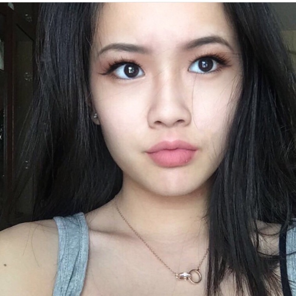 Meet your Posher, Victoria