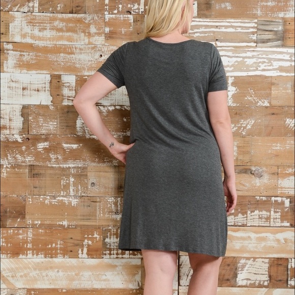 🌟HP🌟Plus Criss Cross A-Line Dress - Picture 3 of 4