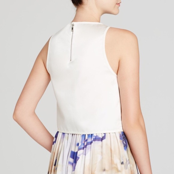 ABS Collection by Allen Schwartz Digital Graphic Cropped Tank NWT Size Small - Picture 2 of 3