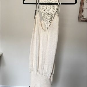 Guess summer dress w/ crocheted back detail