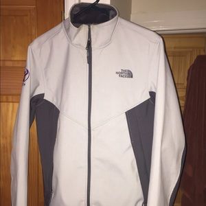 Fleece lined North Face Men's Small - LIKE NEW!!