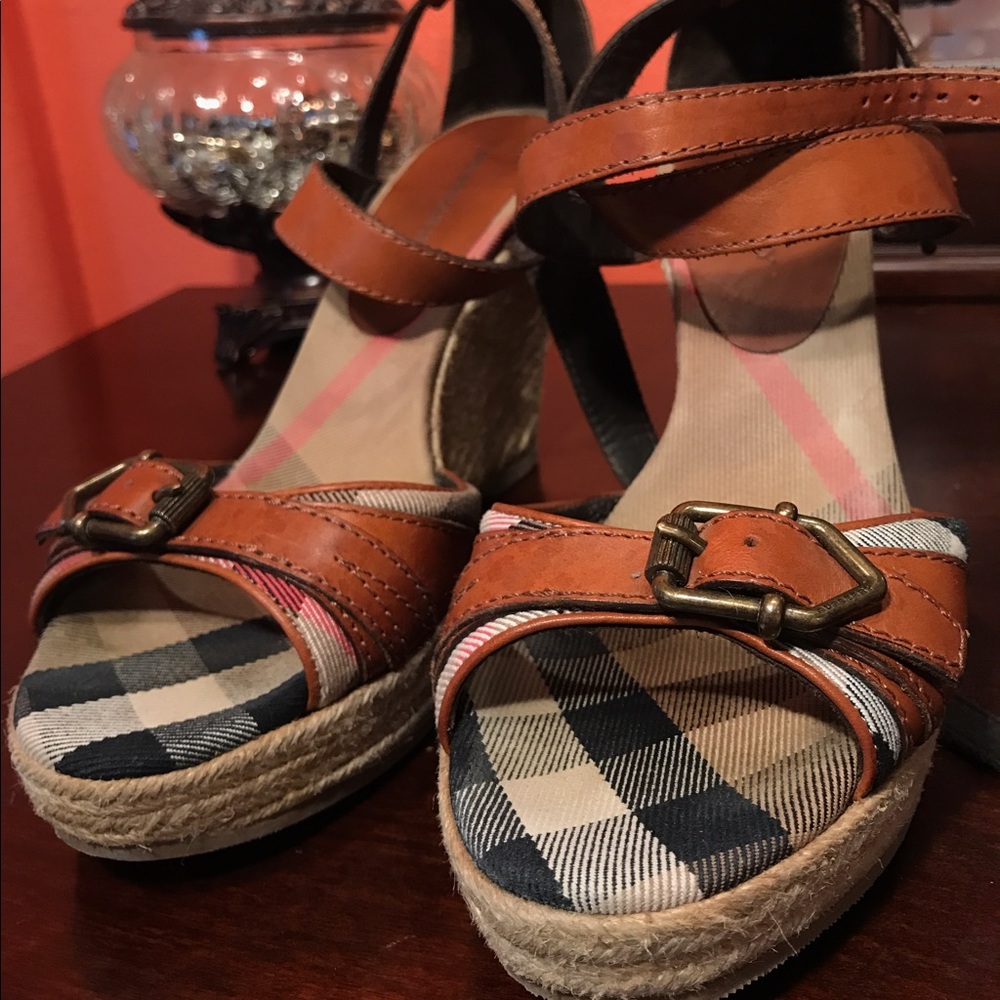 Burberry wedges