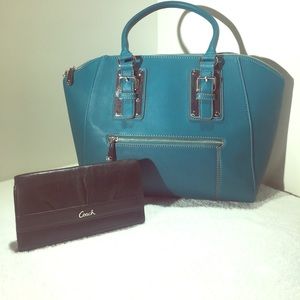 COACH "Ashley" Black Leather Wallet