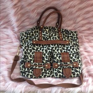 Steve Madden cheetah print large purse w pockets