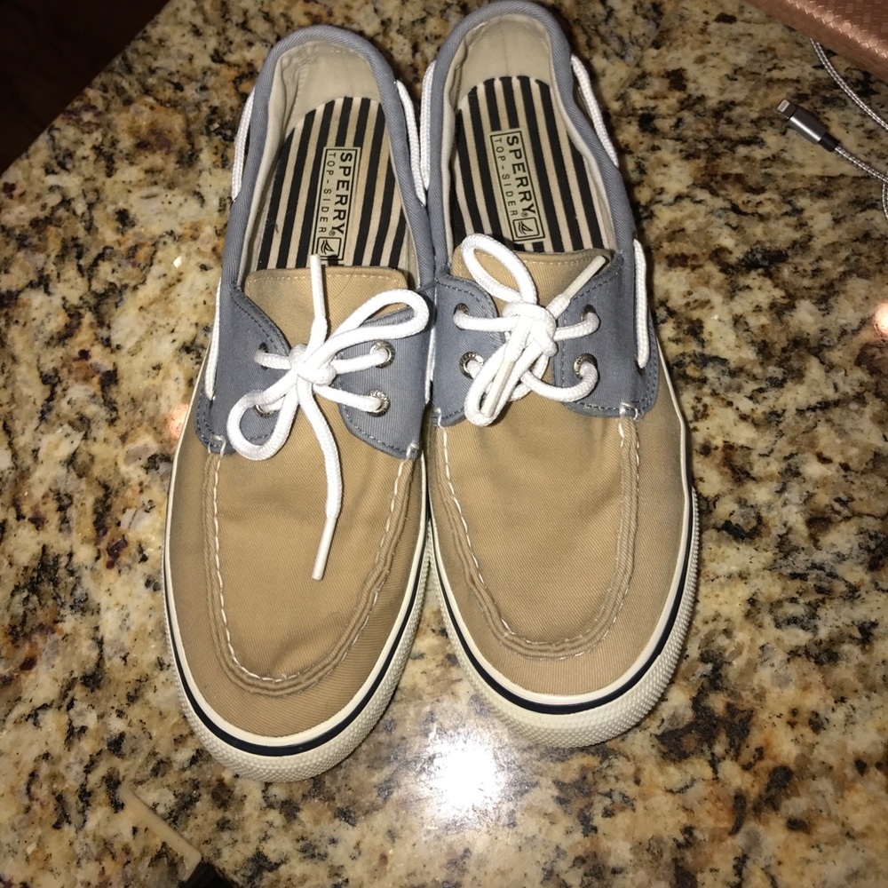 Sperry top spider boat shoe