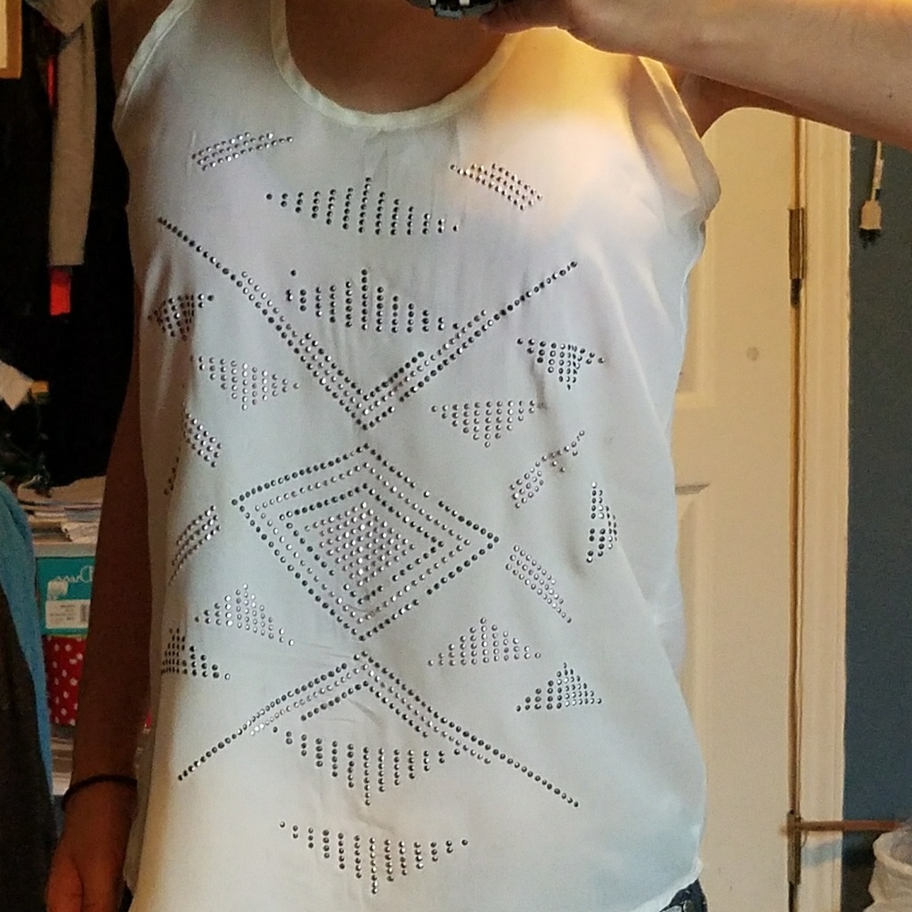 Rue21 Aztec arrow top - Picture 2 of 2