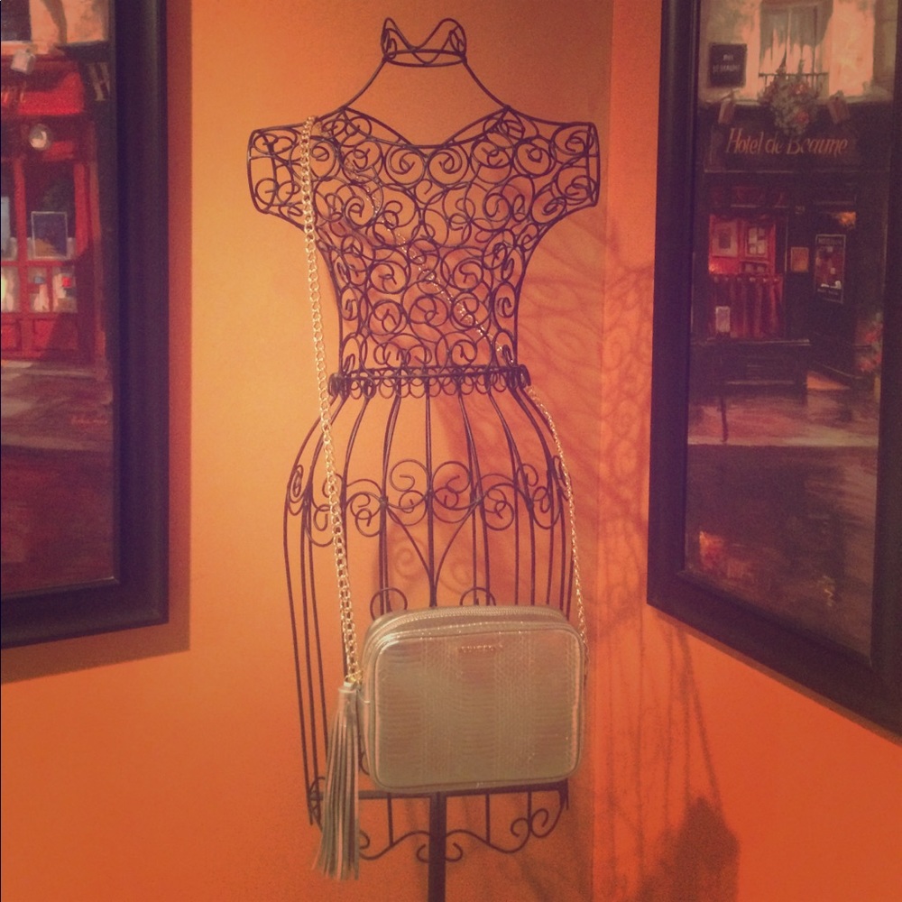 Victoria's Secret cross body purse 💋