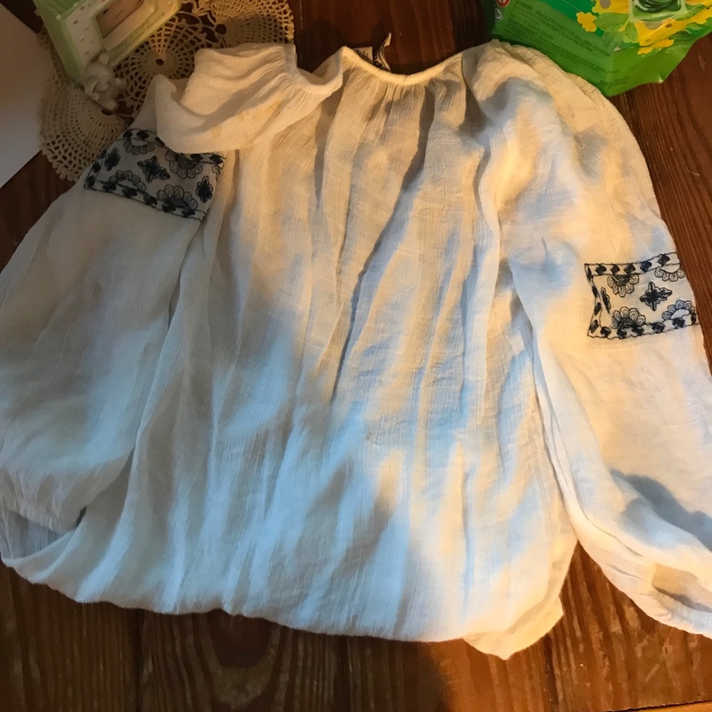 Shirt - Picture 3 of 3