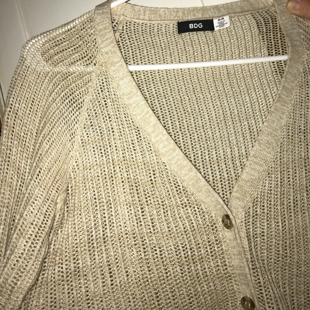 URBAN OUTFITTERS SWEATER